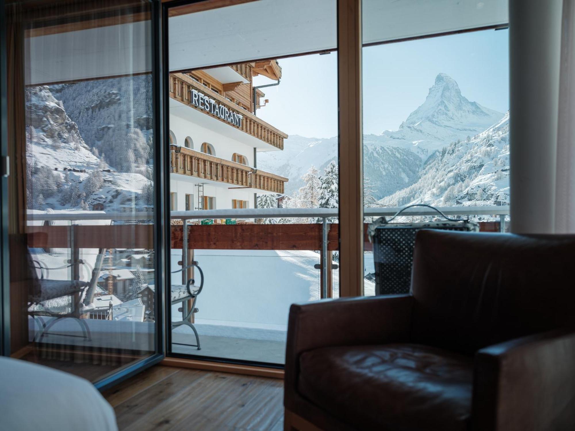 Petit Chalet By Schoenegg Zermatt Bagian luar foto